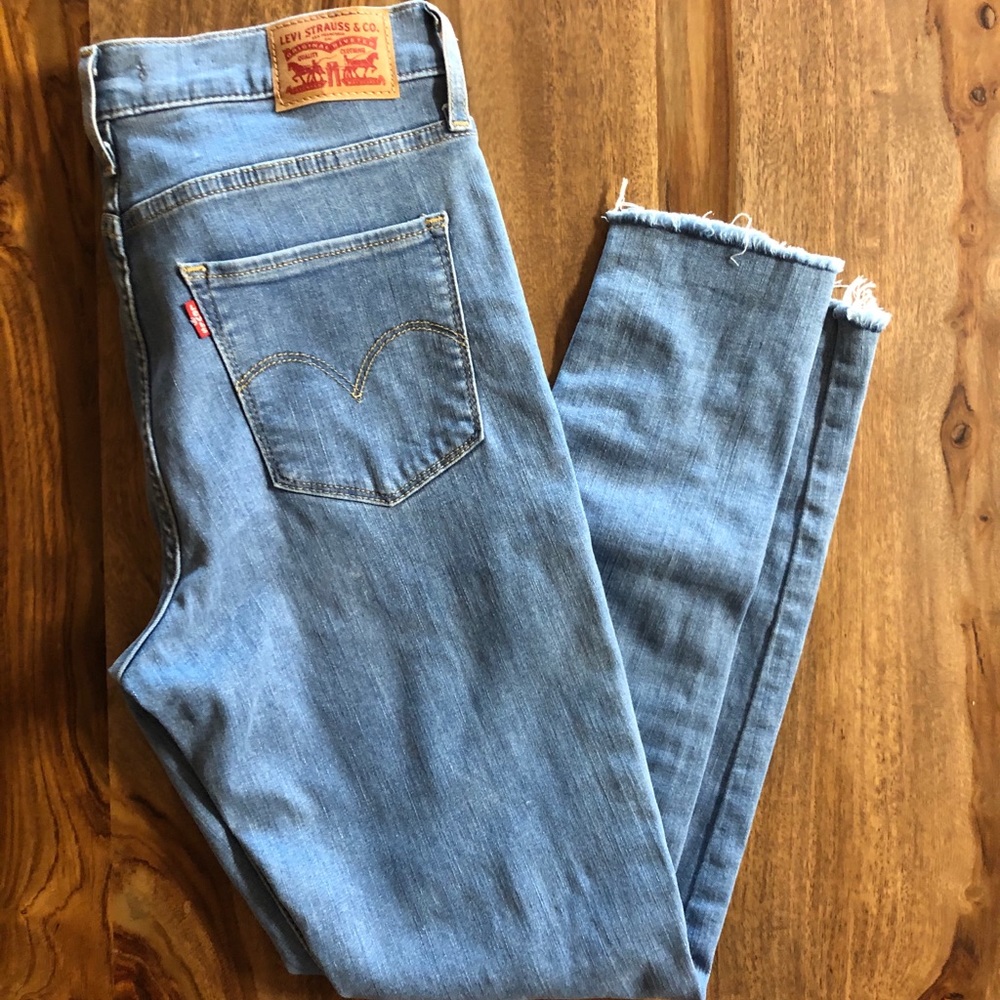 Levi jeans